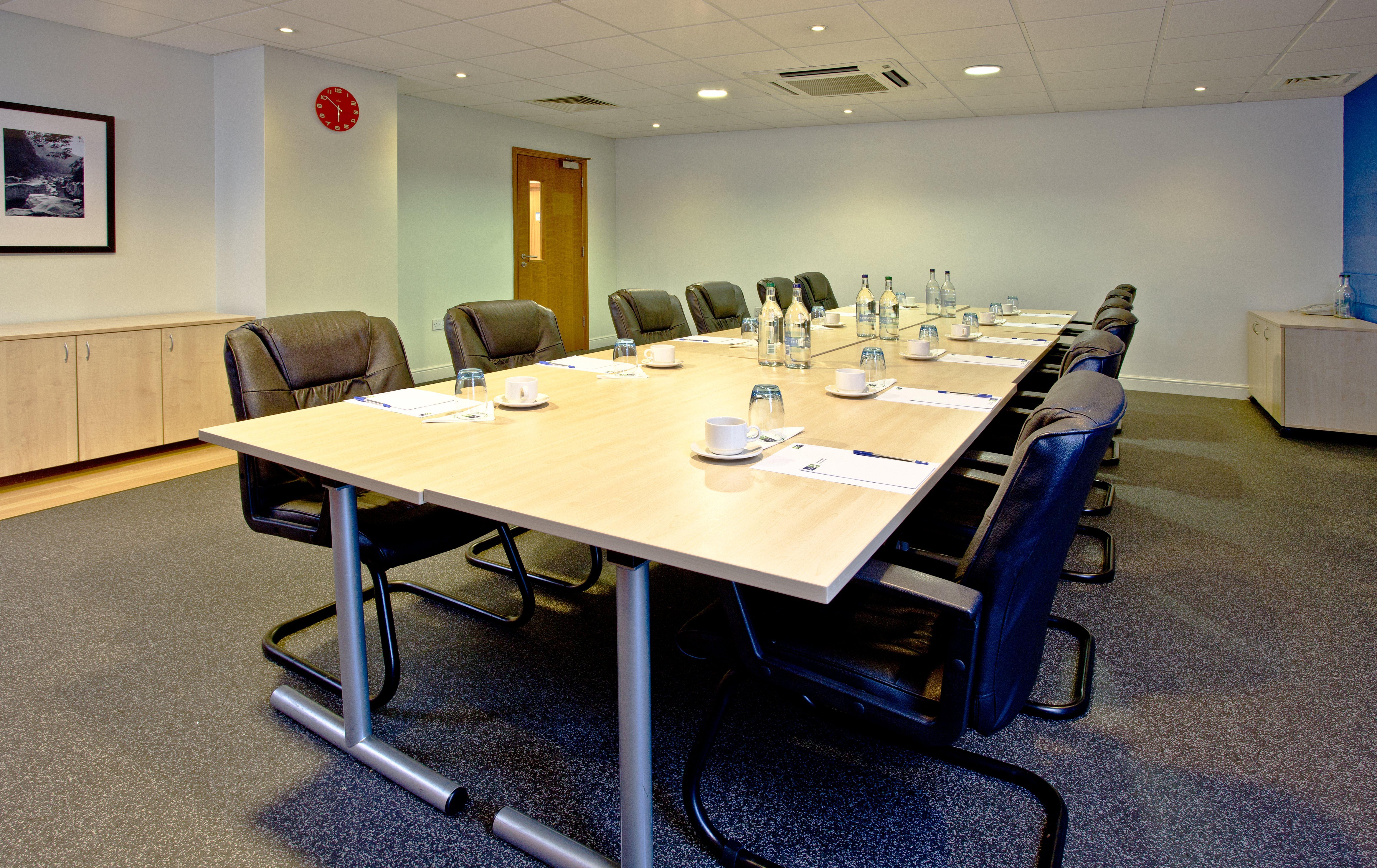 Holiday Inn Express Shrewsbury By Ihg Buitenkant foto