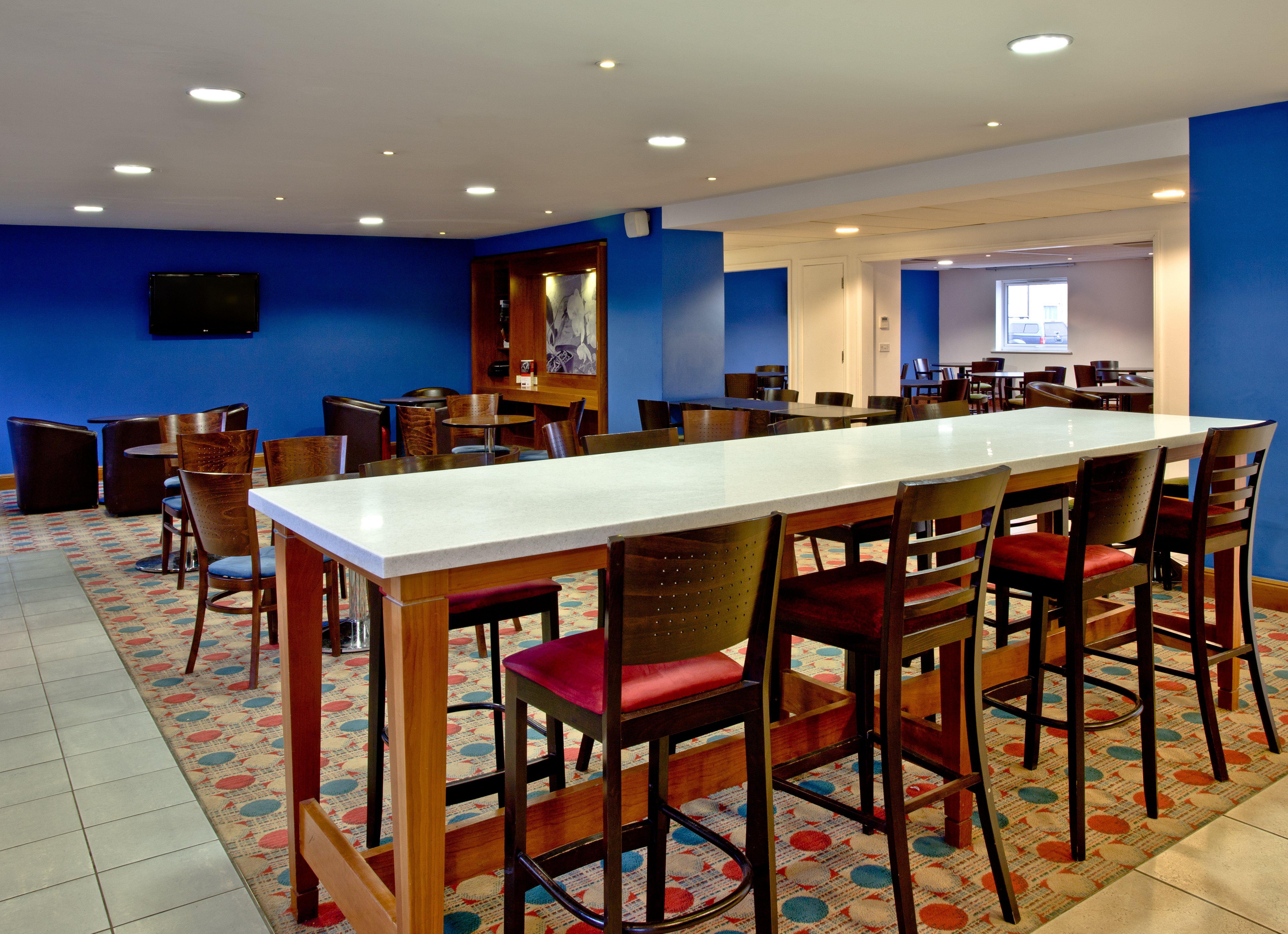 Holiday Inn Express Shrewsbury By Ihg Buitenkant foto
