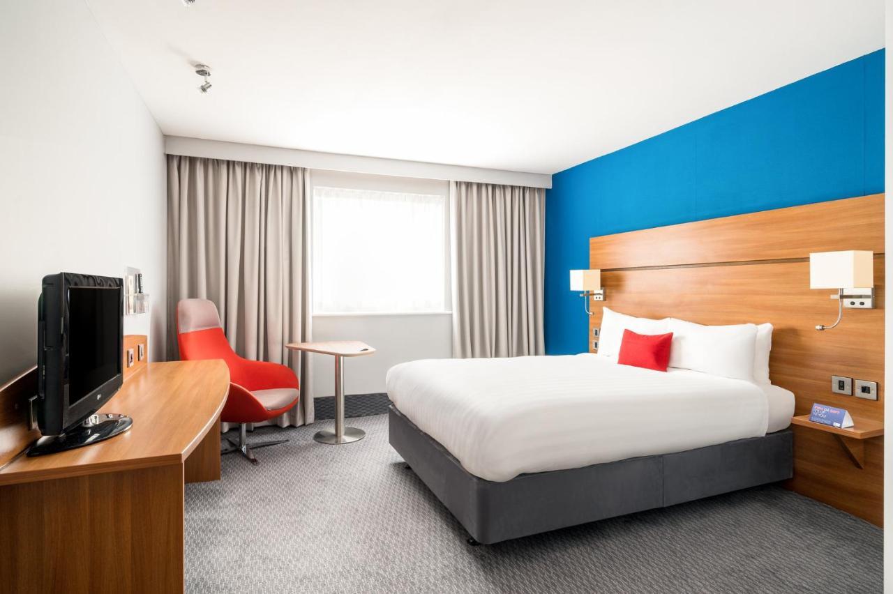 Holiday Inn Express Shrewsbury By Ihg Buitenkant foto