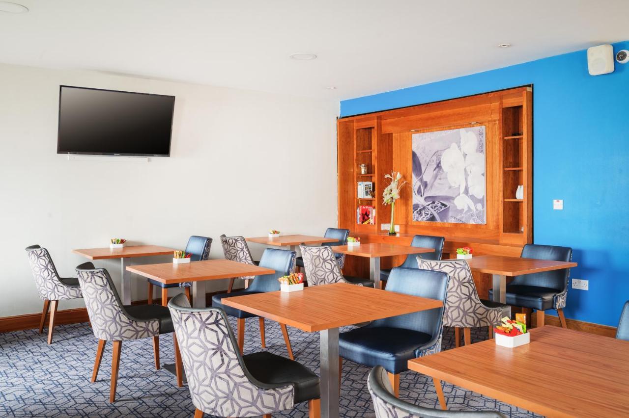 Holiday Inn Express Shrewsbury By Ihg Buitenkant foto