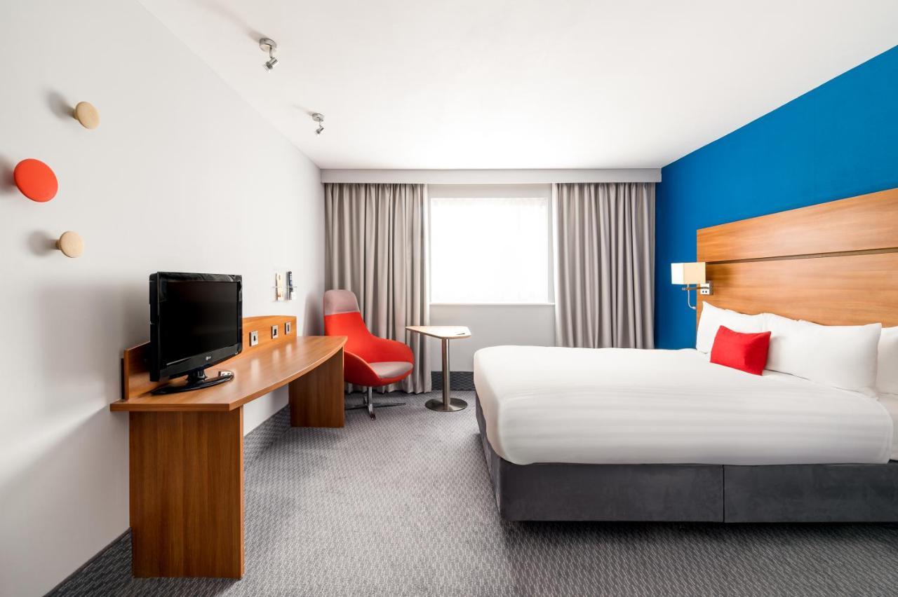 Holiday Inn Express Shrewsbury By Ihg Buitenkant foto