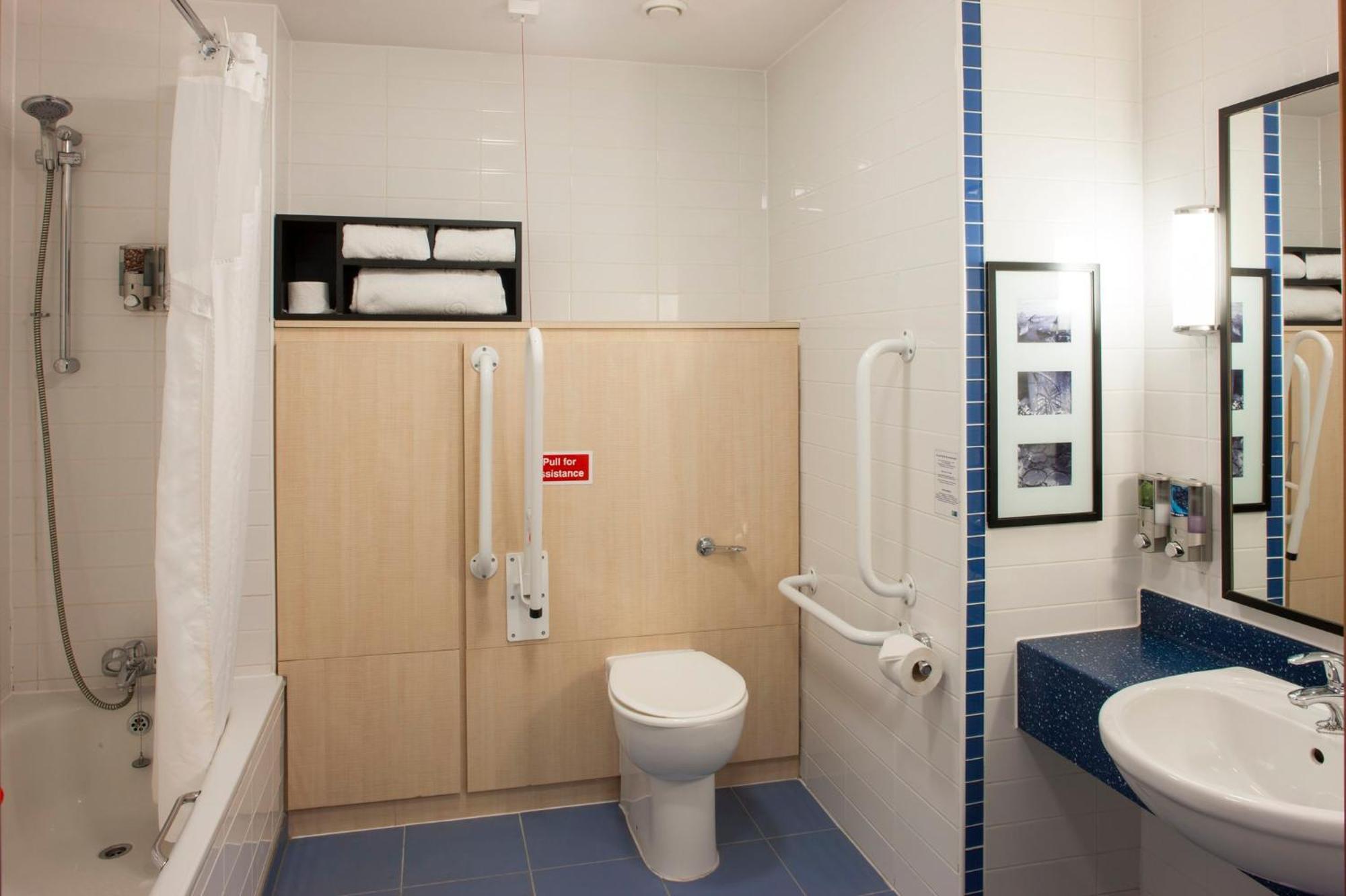 Holiday Inn Express Shrewsbury By Ihg Buitenkant foto